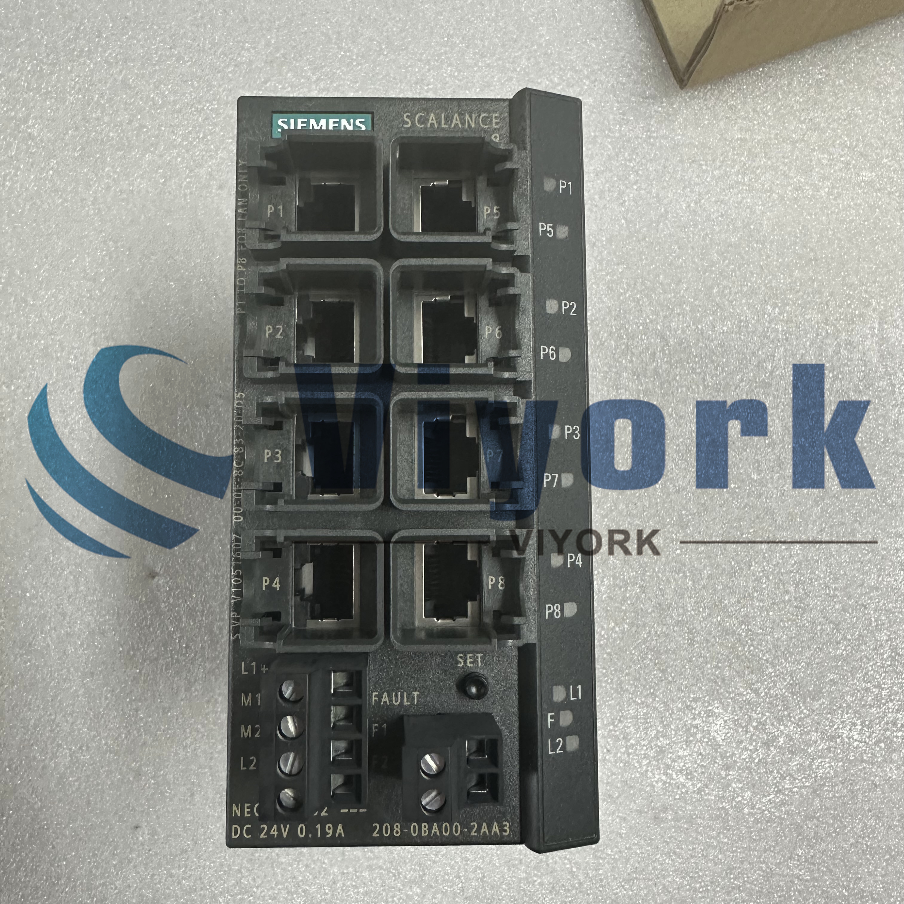 Siemens 6GK5208-0BA00-2AA3 MODULE NEW