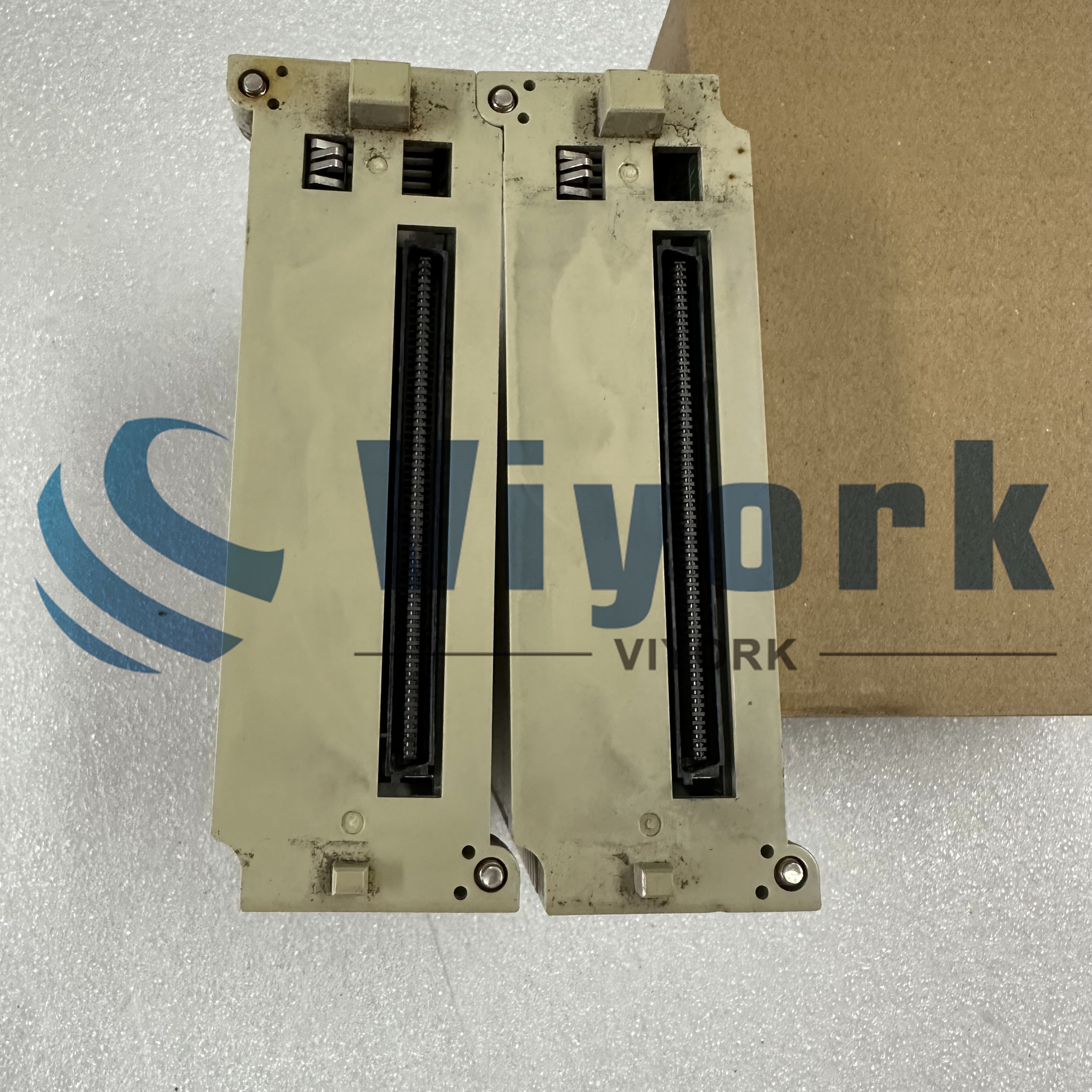 Yaskawa JEPMC-MC220 AC SERVO DRIVE