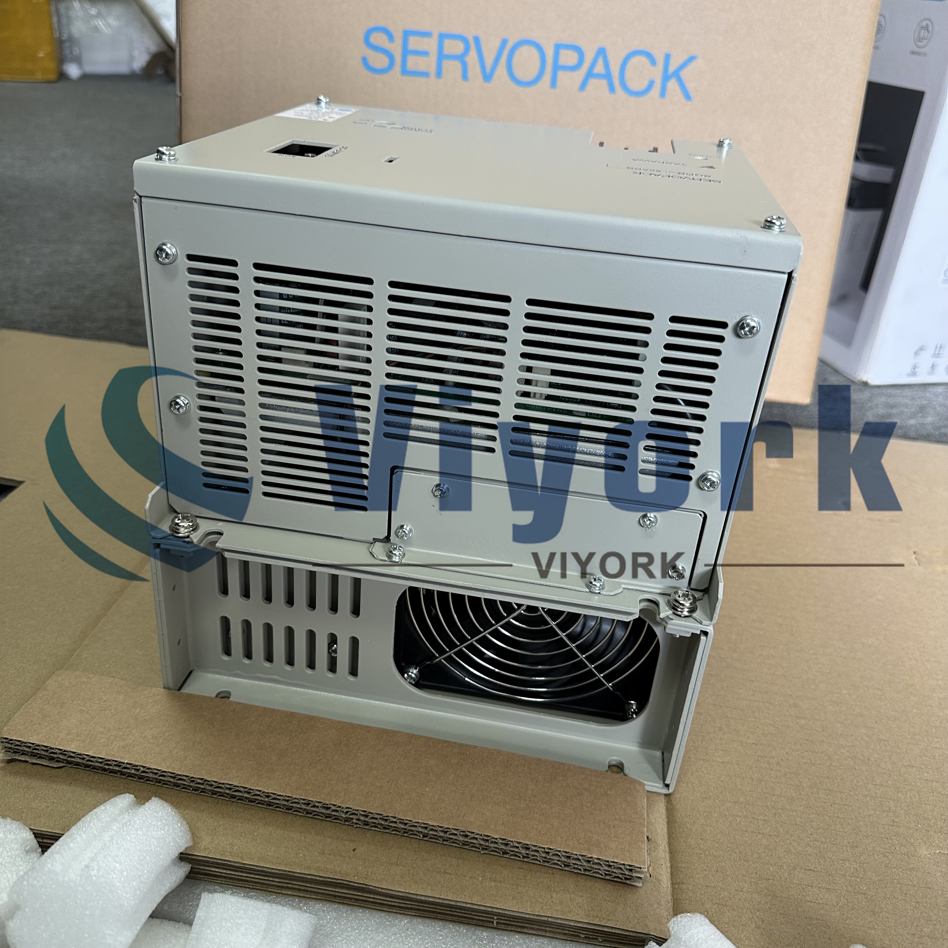 Yaskawa SGDB-60ADG AC SERVO DRIVE NEW