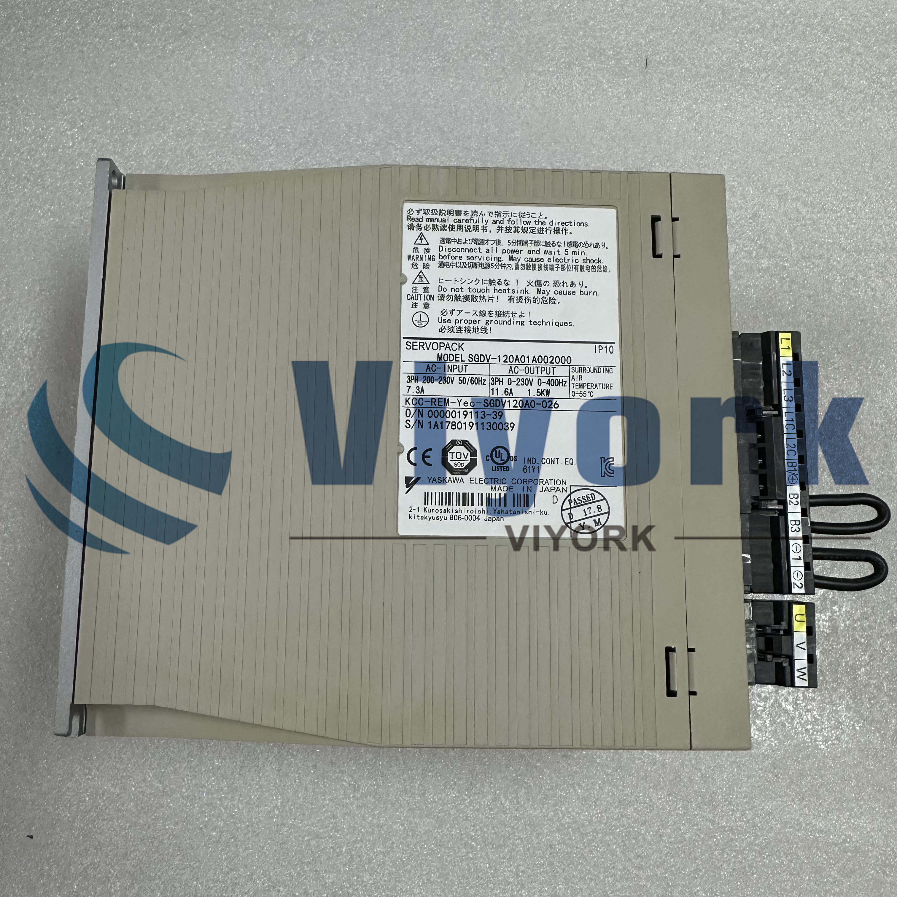 Yaskawa SGDV-120A01A002000 SERVO DRIVE 1.5KW 3PHASE 230VAC ANALOG/PULSE NEW