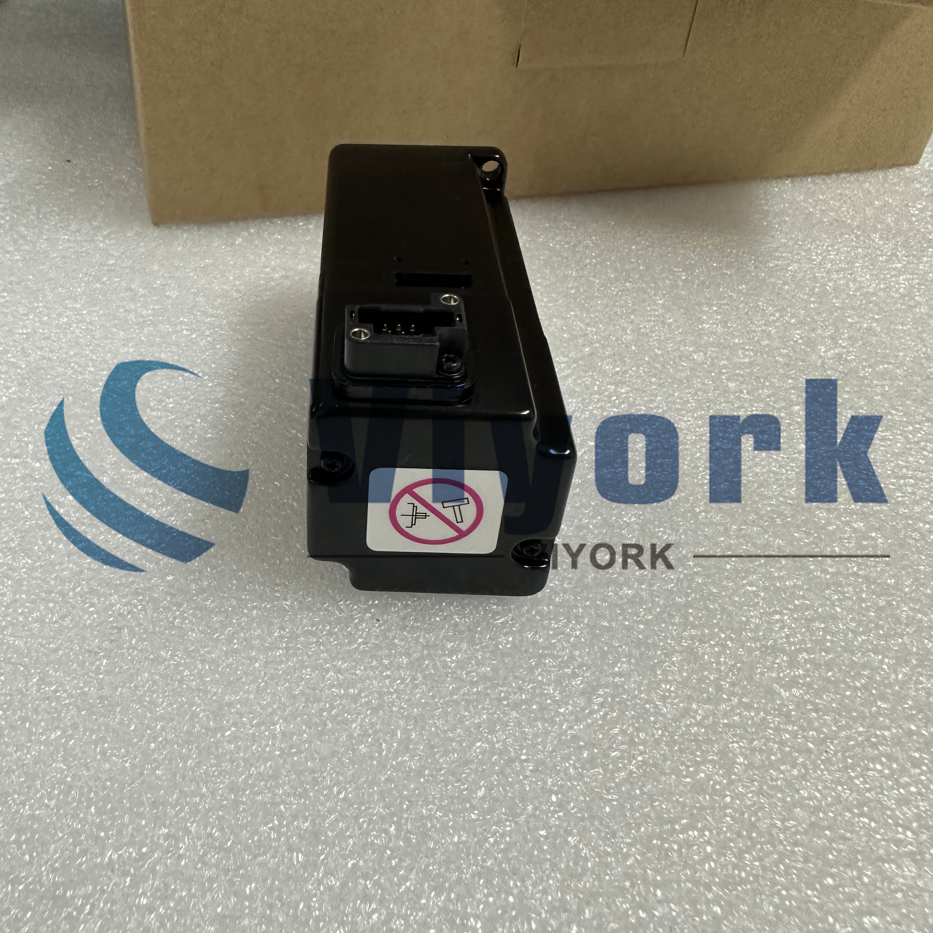 Yaskawa SGMAS-C2ACA61 AC SERVO MOTOR NEW