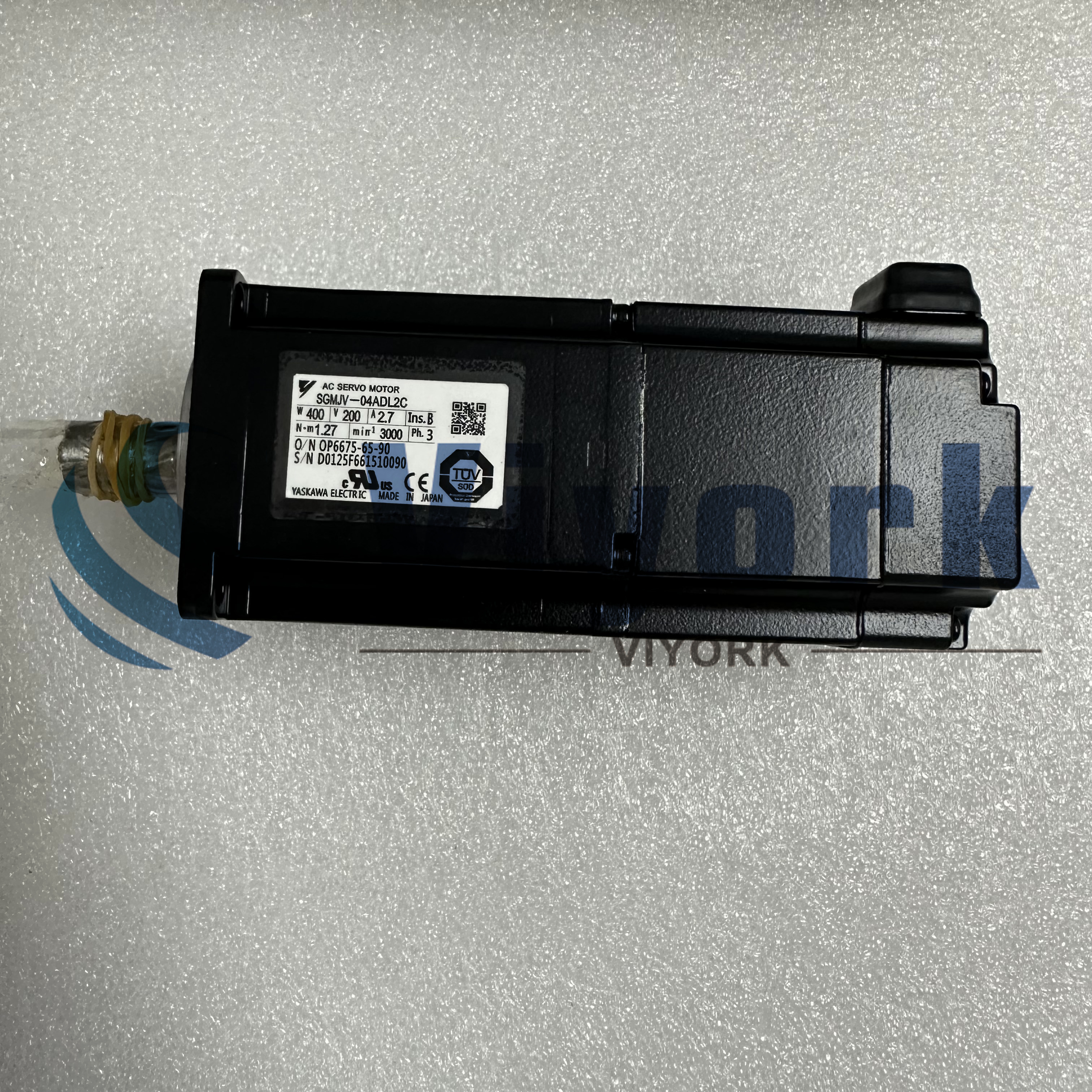 Yaskawa SGMJV-04ADL2C AC SERVO MOTOR NEW