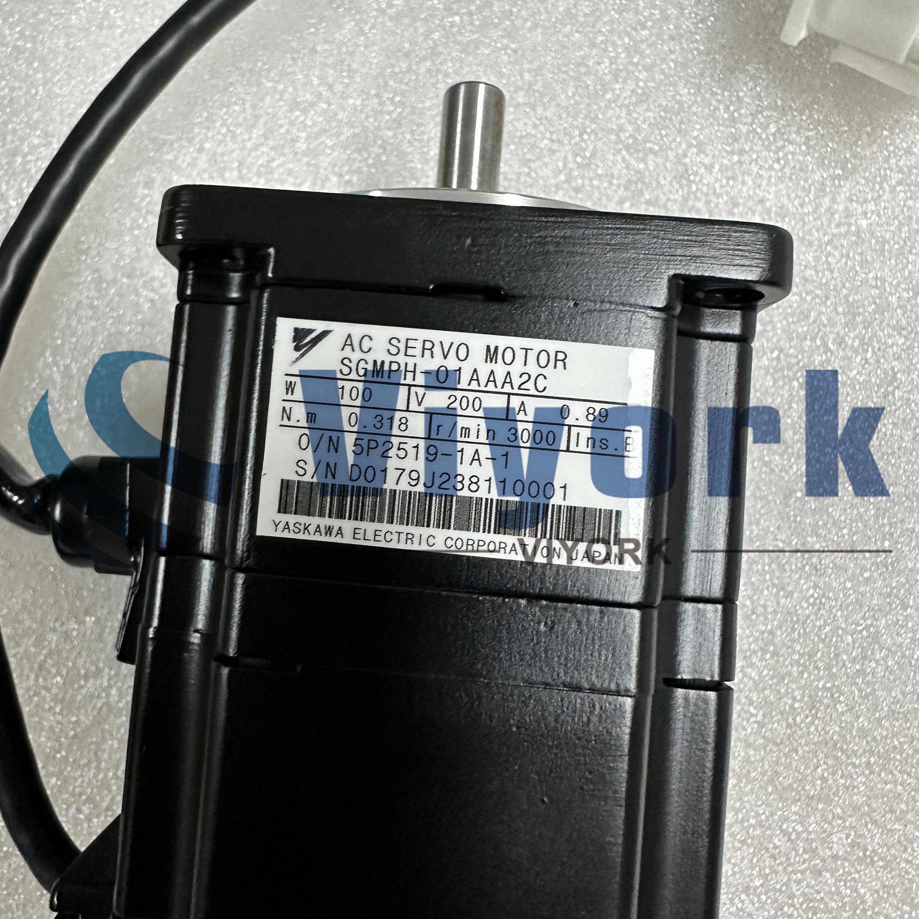 Yaskawa SGMPH-01AAA2C AC SERVO MOTOR NEW