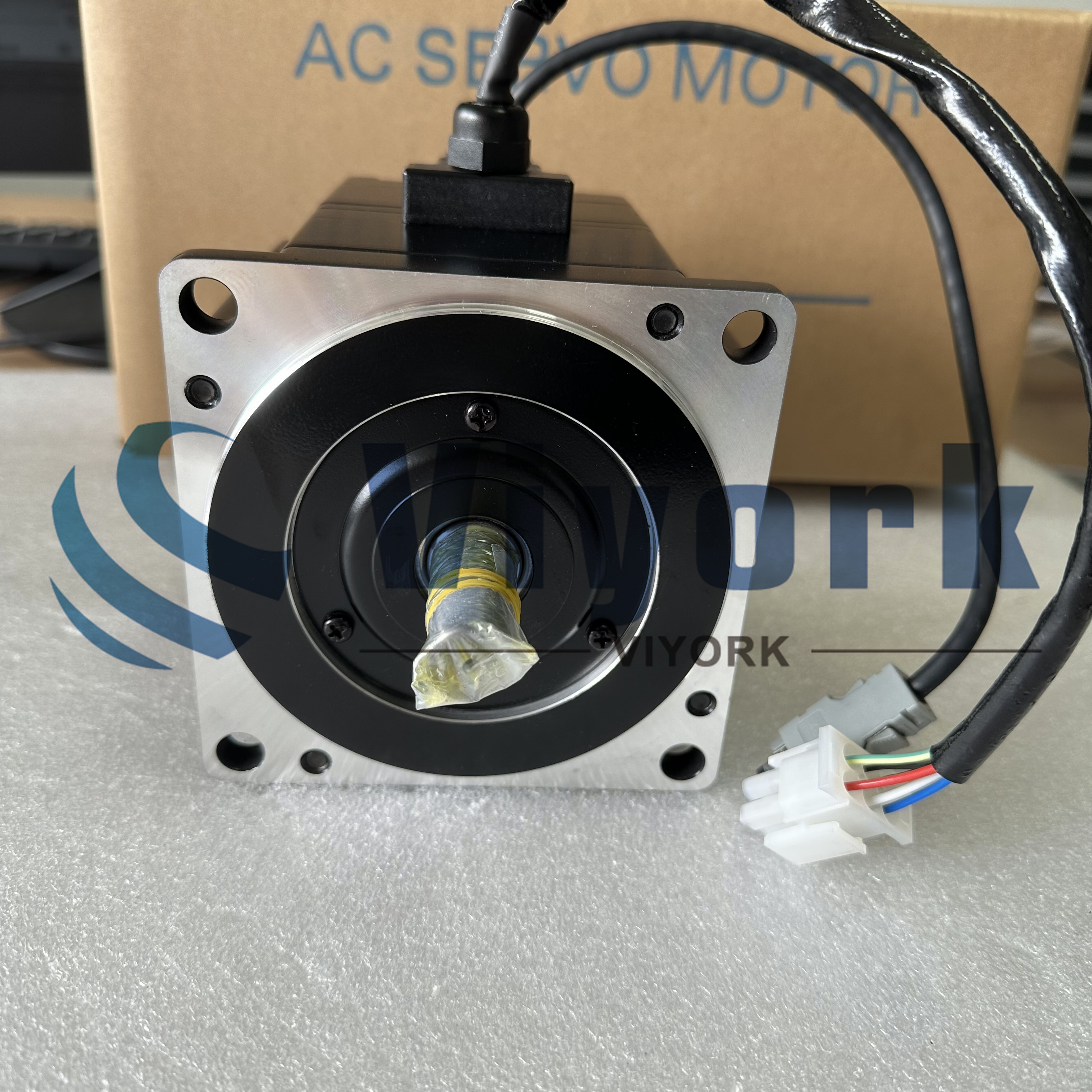 Yaskawa SGMPH-08AAA4B AC SERVO MOTOR 750W 200V NEW