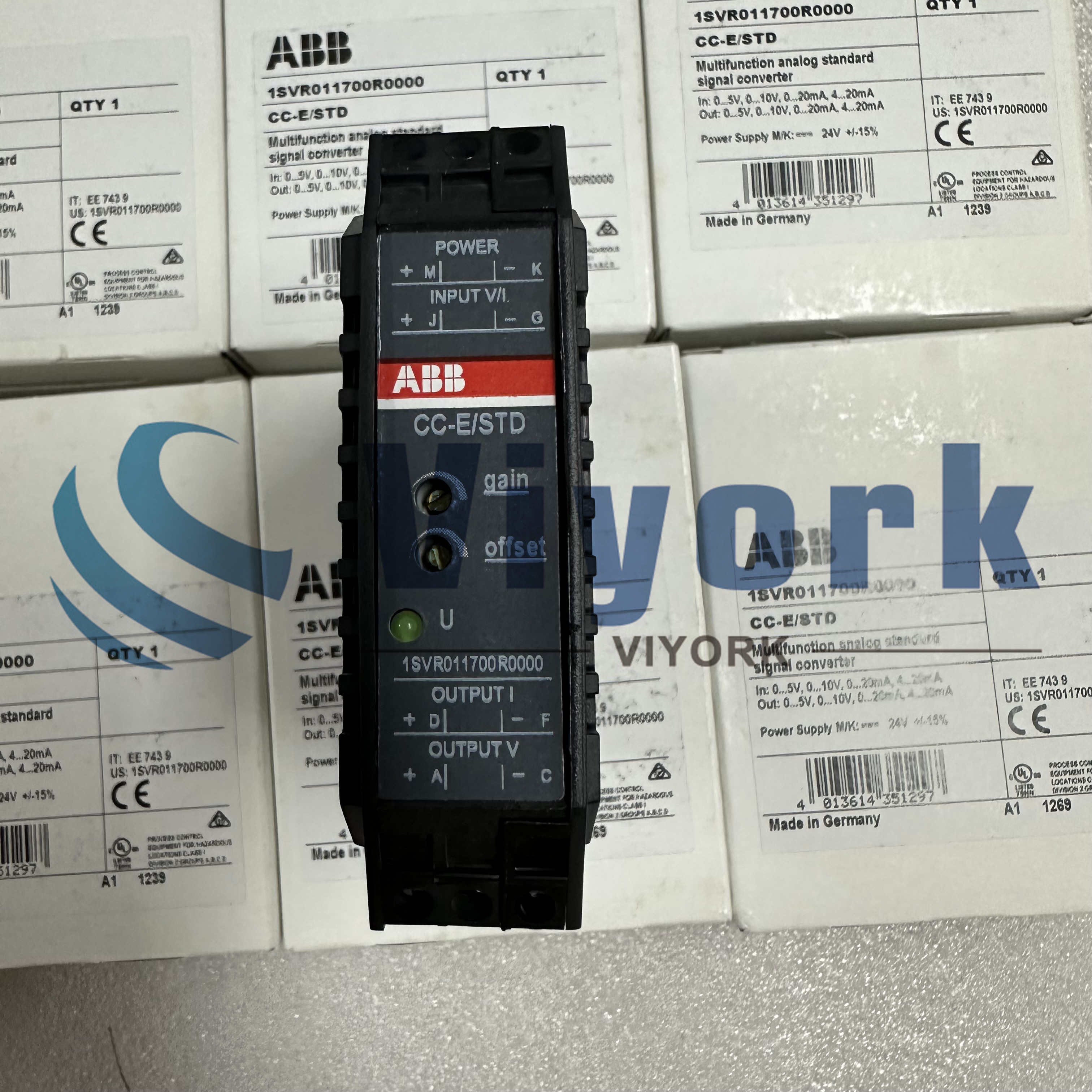 ABB 1SVR011700R0000 CC-E/STD Multifunction Analog Standard Signal Converter NEW