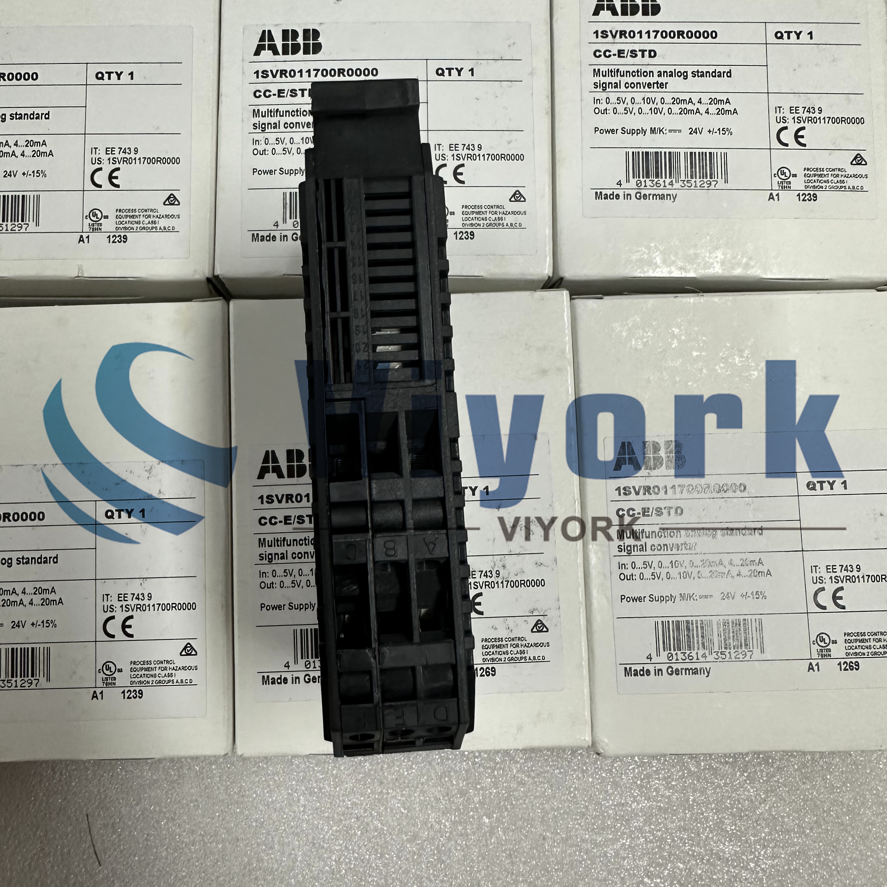 ABB 1SVR011700R0000 CC-E/STD Multifunction Analog Standard Signal Converter NEW