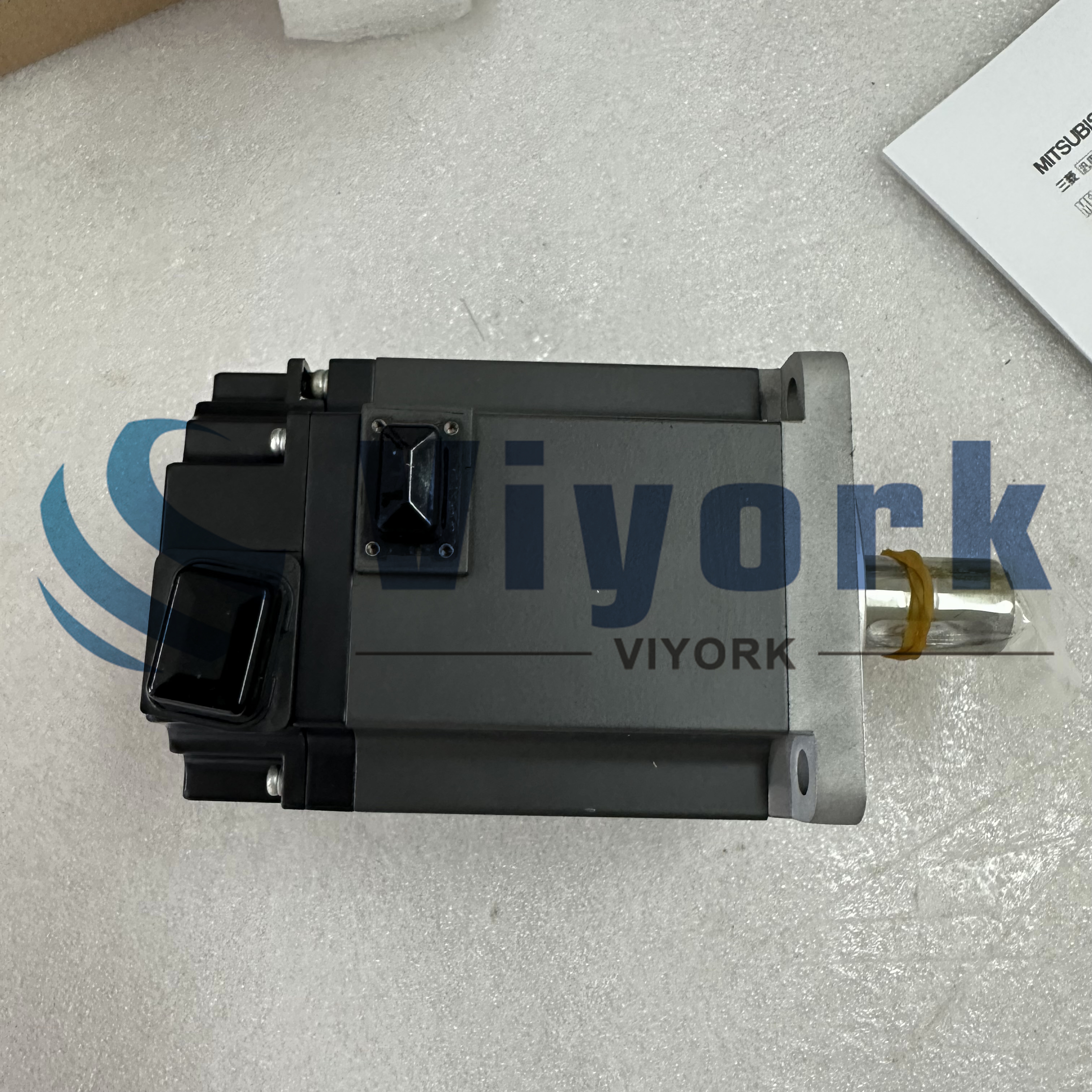 Mitsubishi HF-KE73KW1-S100 AC SERVO MOTOR NEW