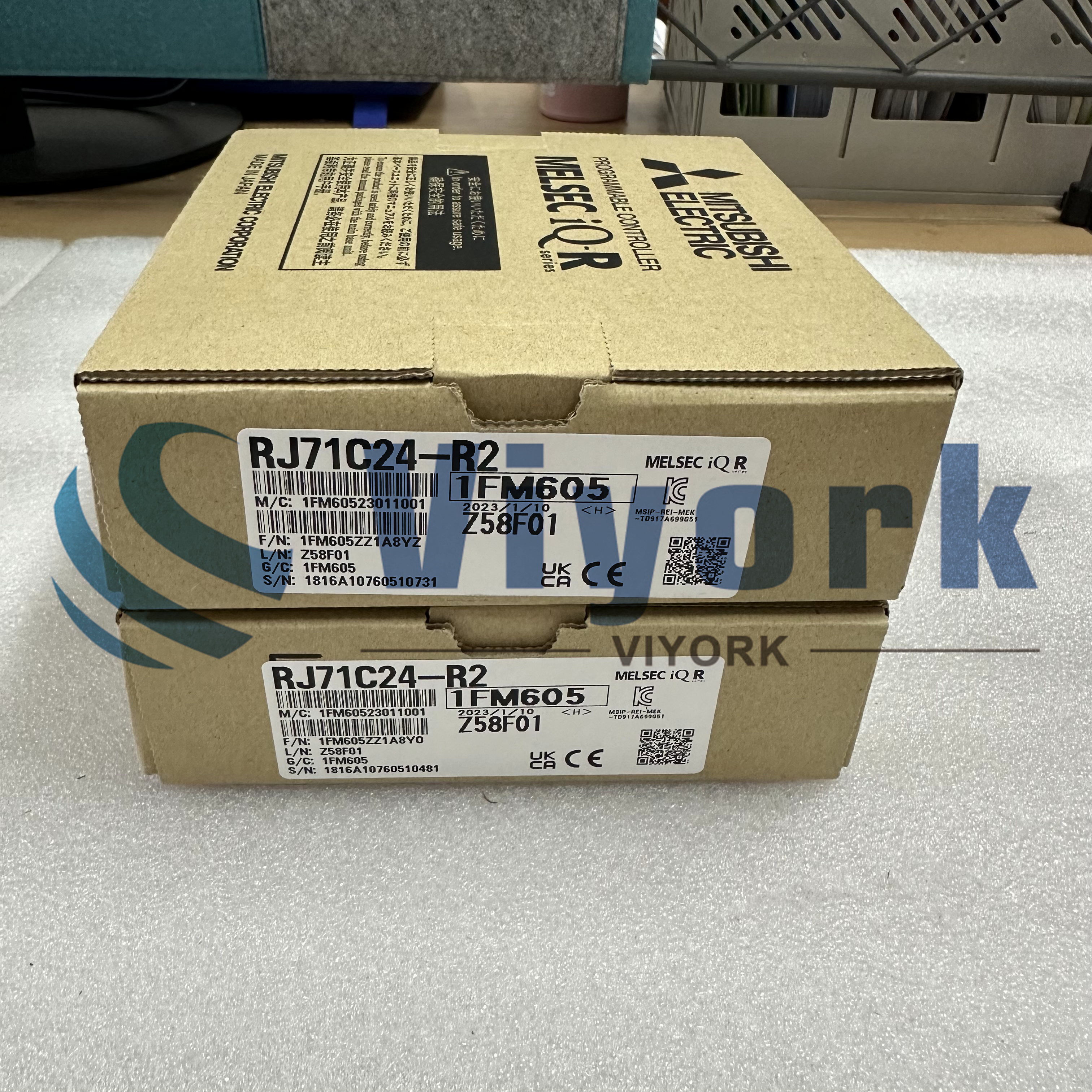 Mitsubishi RJ71C24-R2 MODULE NEW