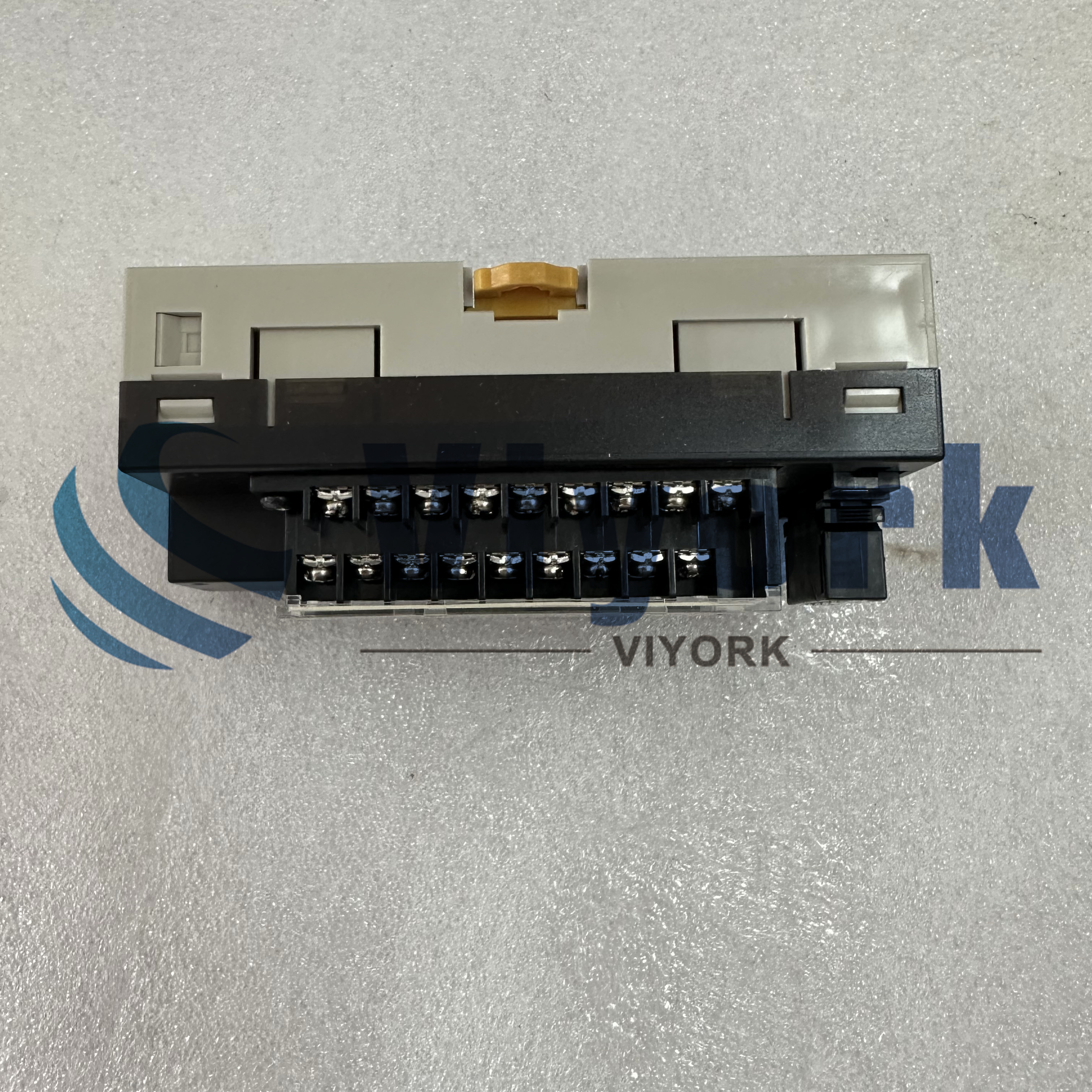 Omron CRT1-ID16-1 MODULE NEW