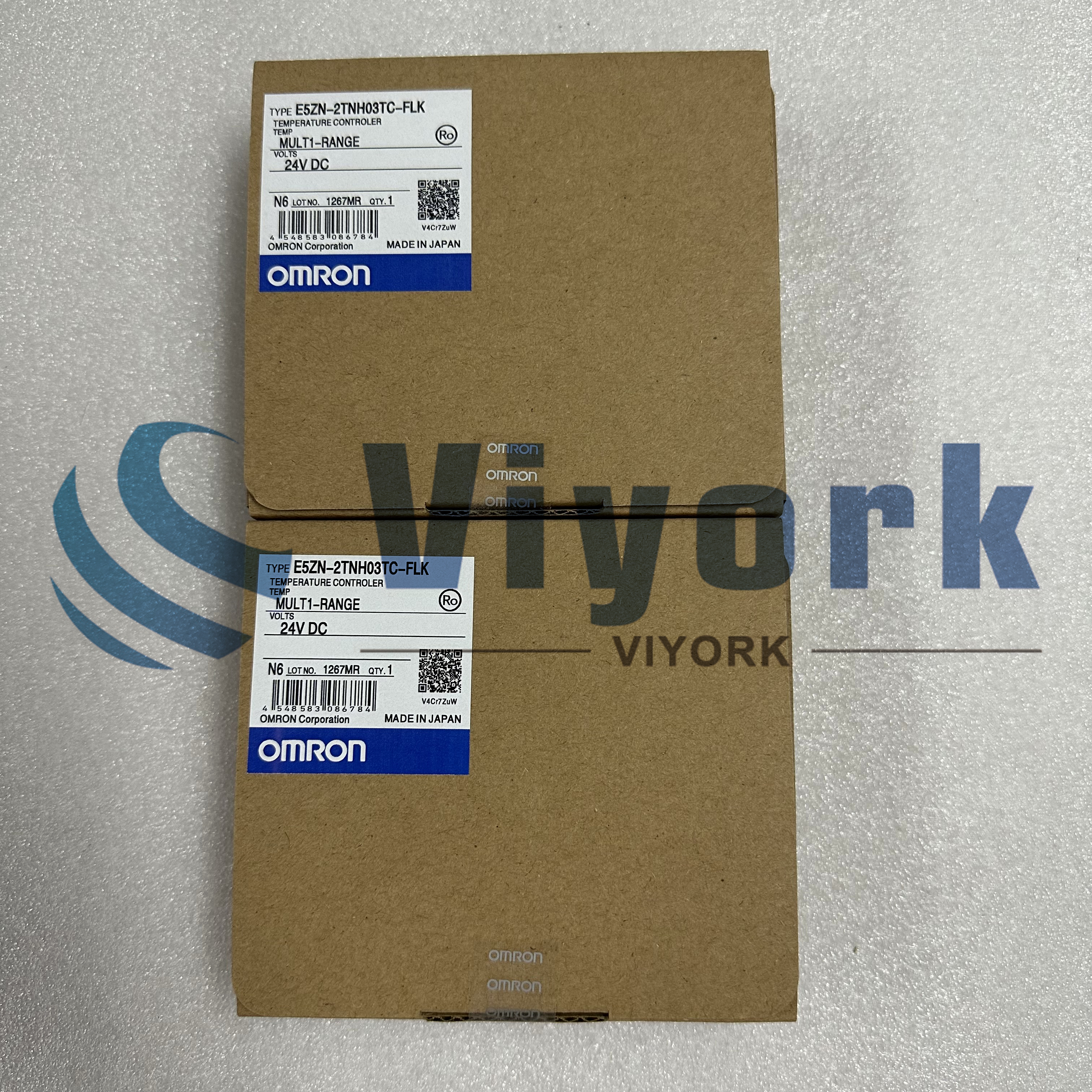 Omron E5ZN-2TNH03TC-FLK Temperature Controller NEW